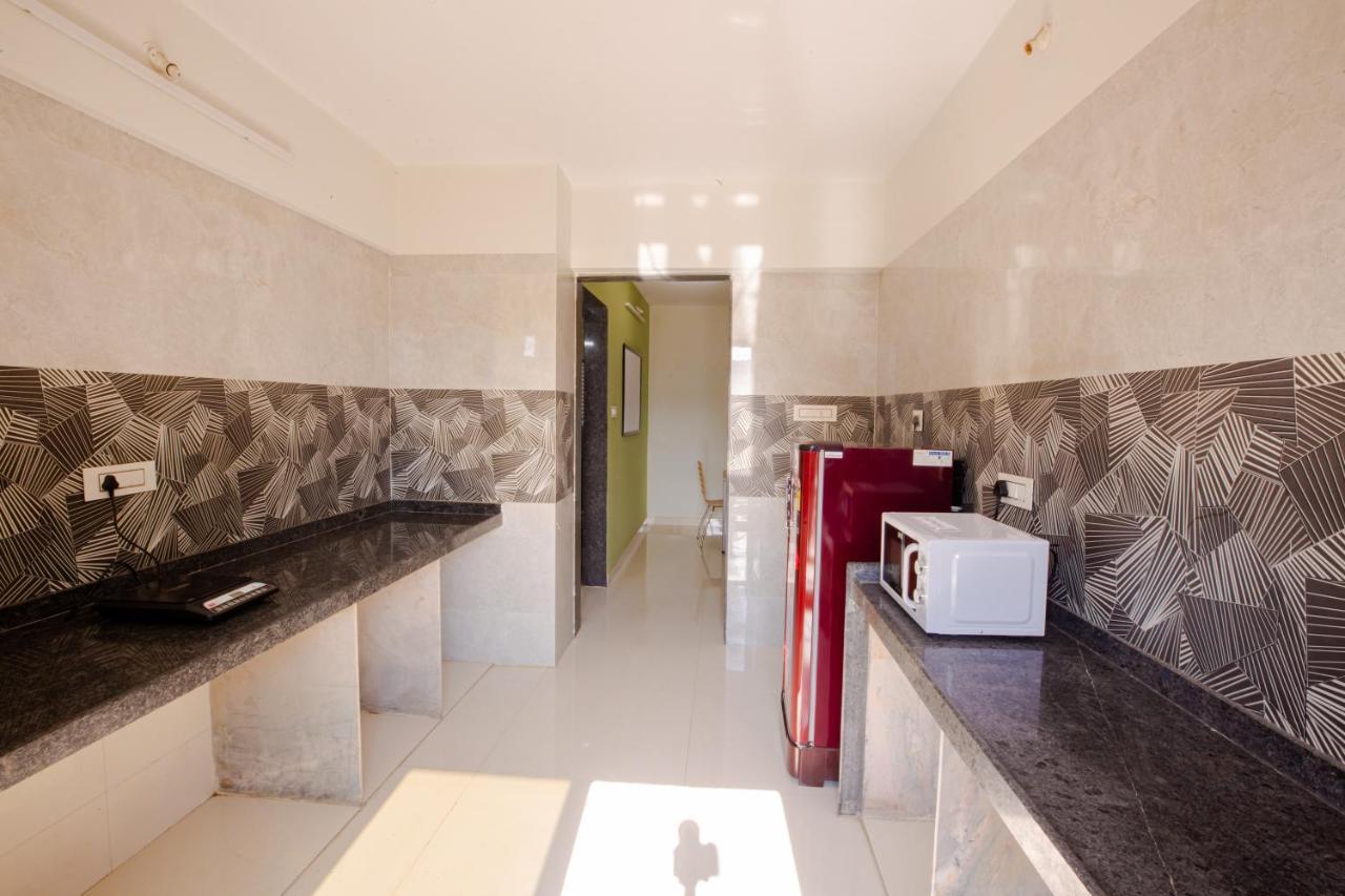 Covie Kharghar 200 Hostel Navi Mumbai Bagian luar foto